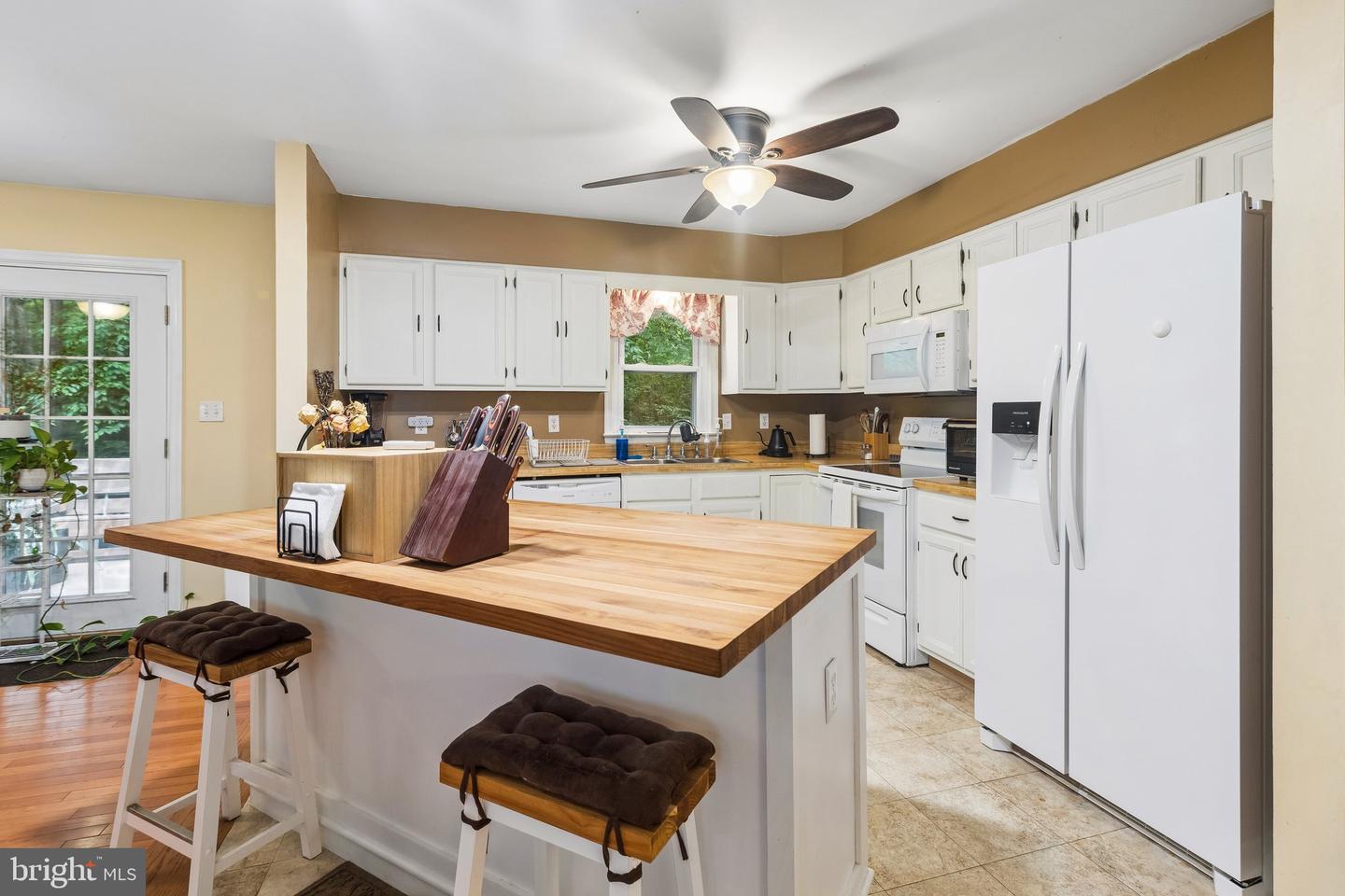 6980 Rison Dr Property Photo 6