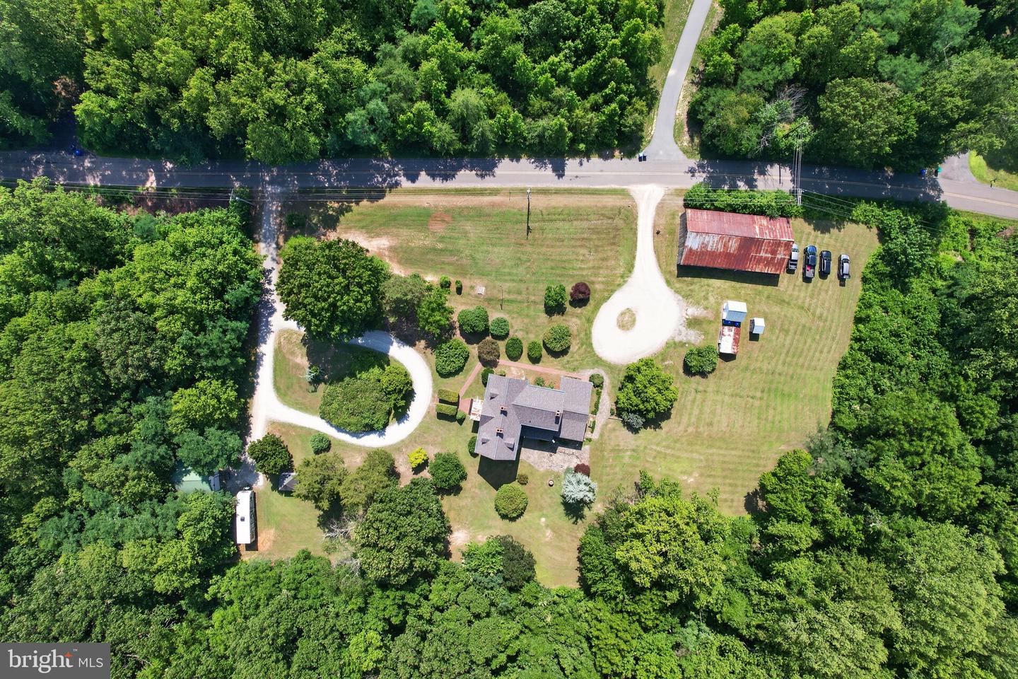 11450 Edge Hill Rd Property Photo 4