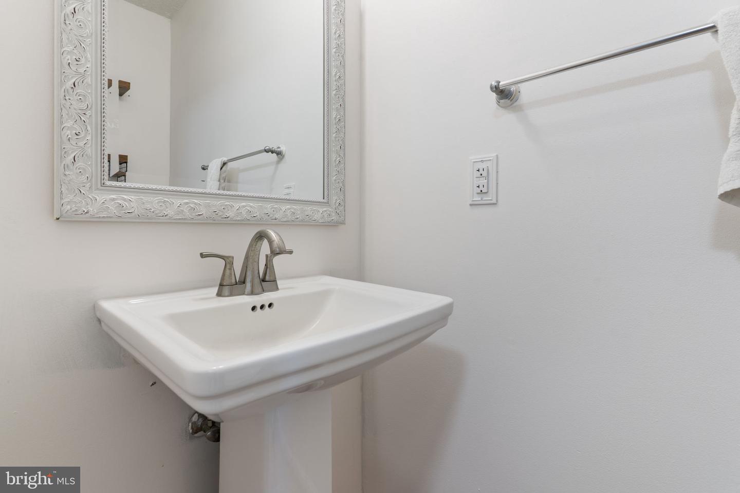 1313 Leicester Dr Property Photo 16