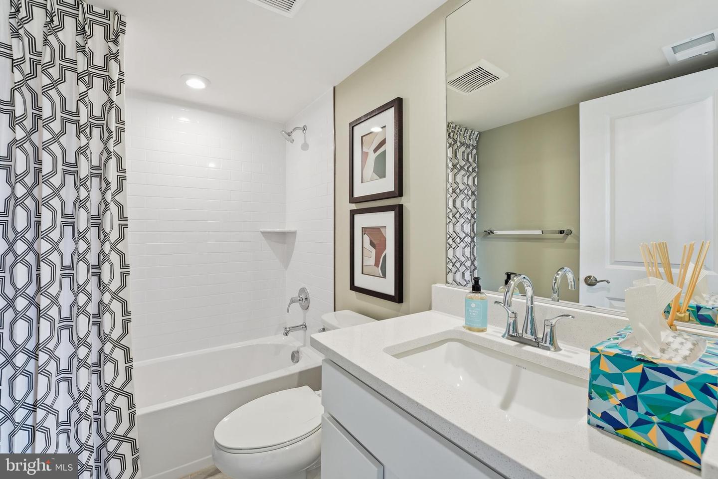 2521 Karstad Pl Property Photo 13