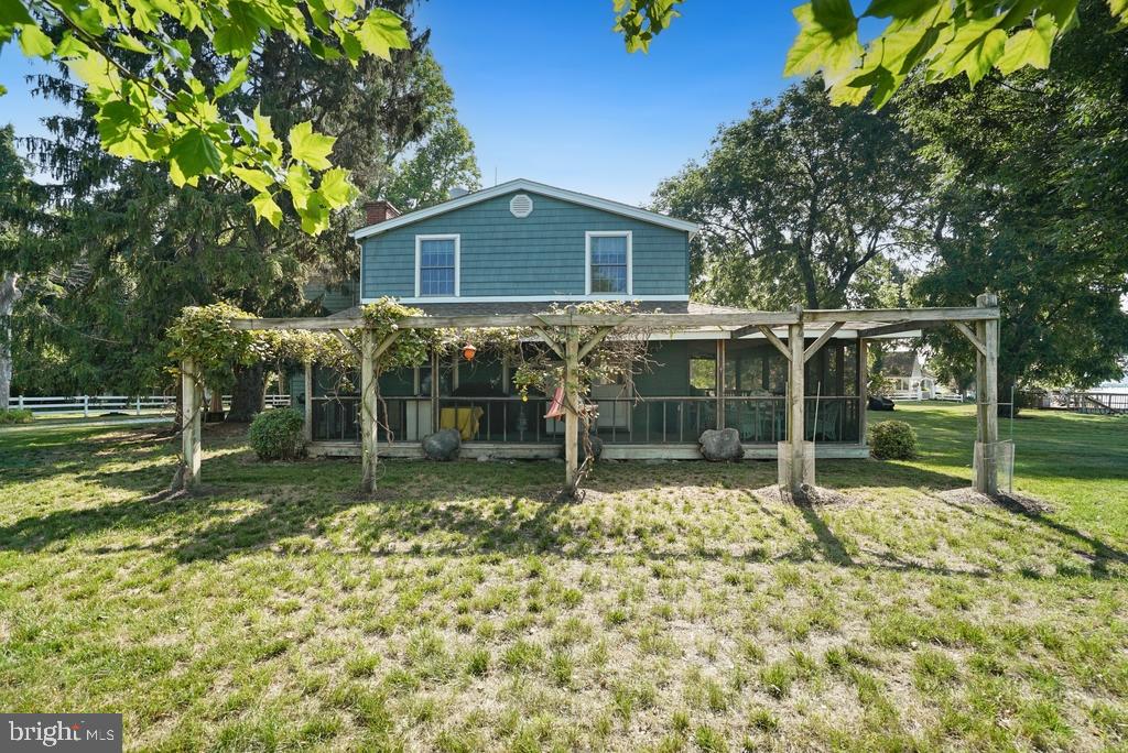11260 Acker Rd Property Photo 5