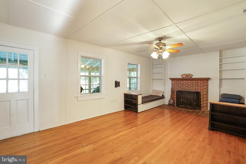 11260 Acker Rd Property Photo 6
