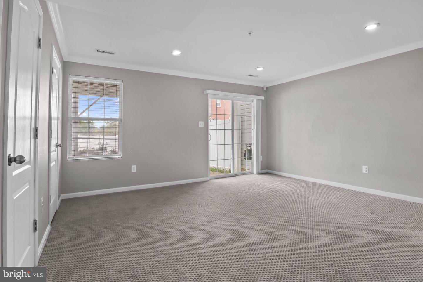 11177 Southport Pl Property Photo 4