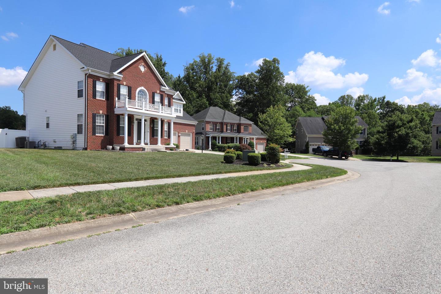 3368 Kilburn Ct Property Photo 6