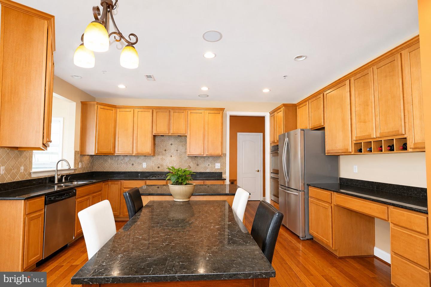 3368 Kilburn Ct Property Photo 16