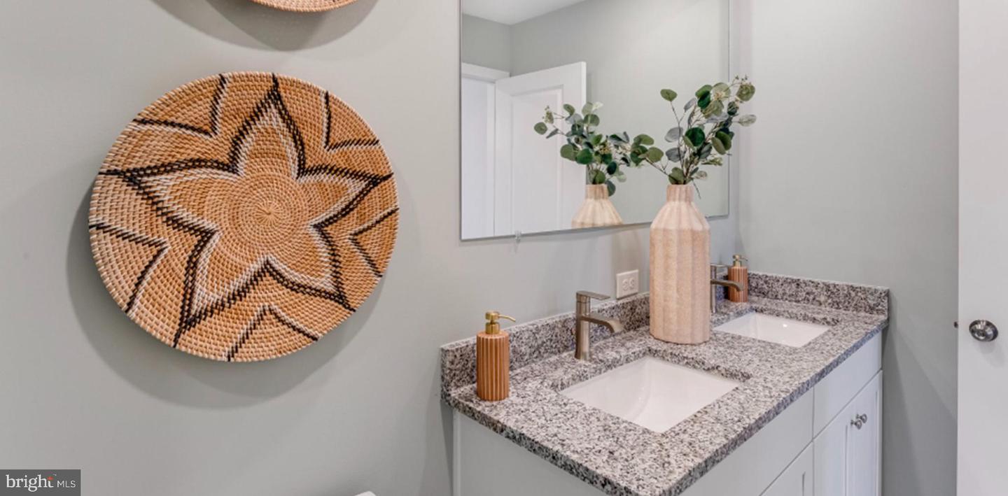5376 Newport Cir Property Photo 15