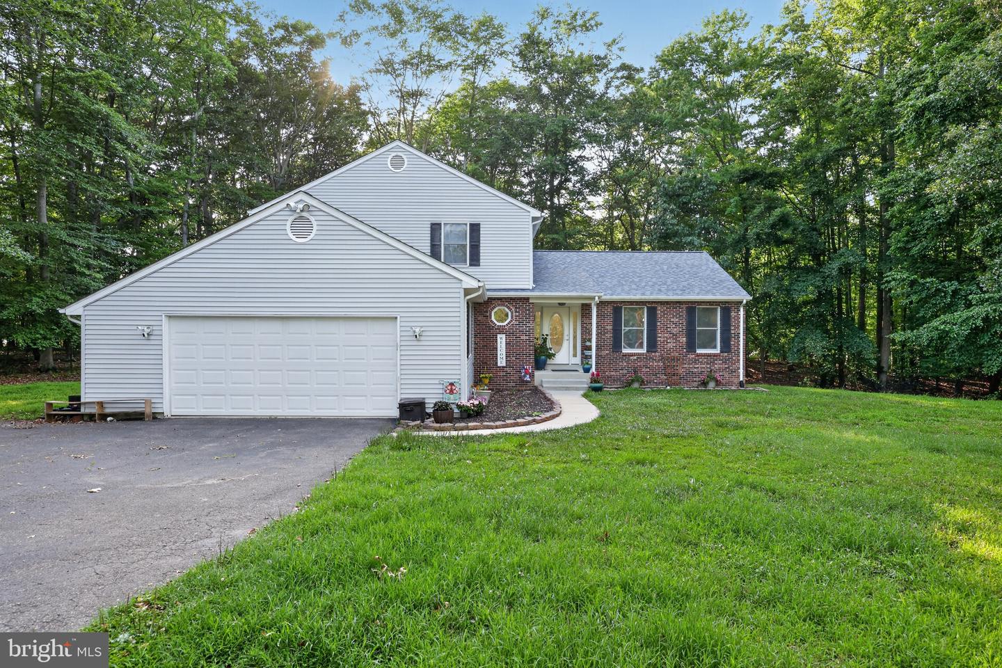 8835 Redbay Run Property Photo 1