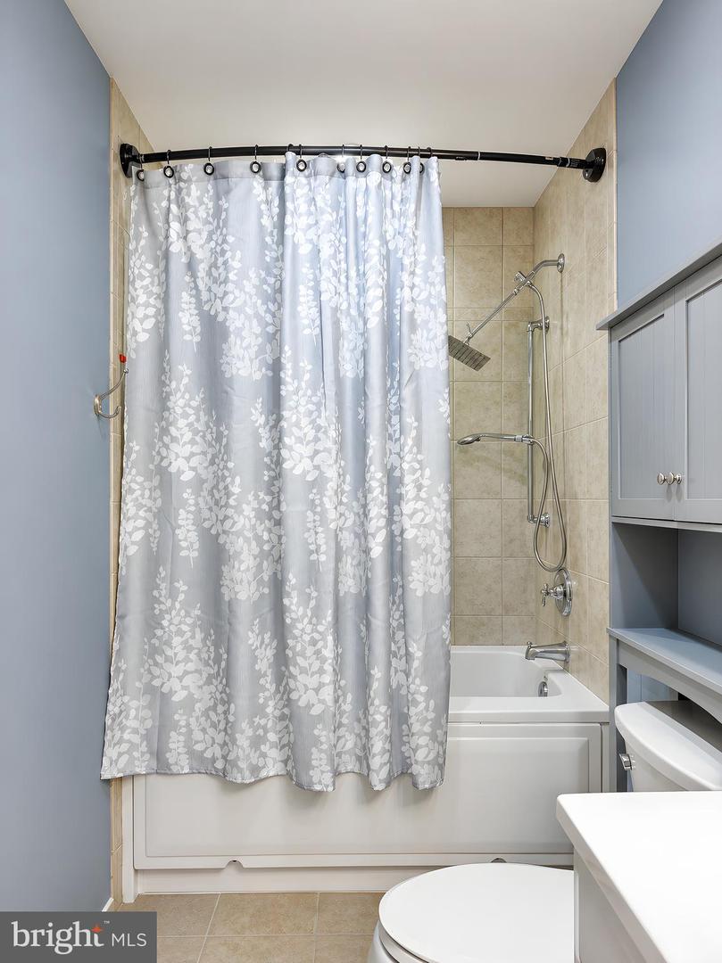 5935 River Rd Property Photo 54
