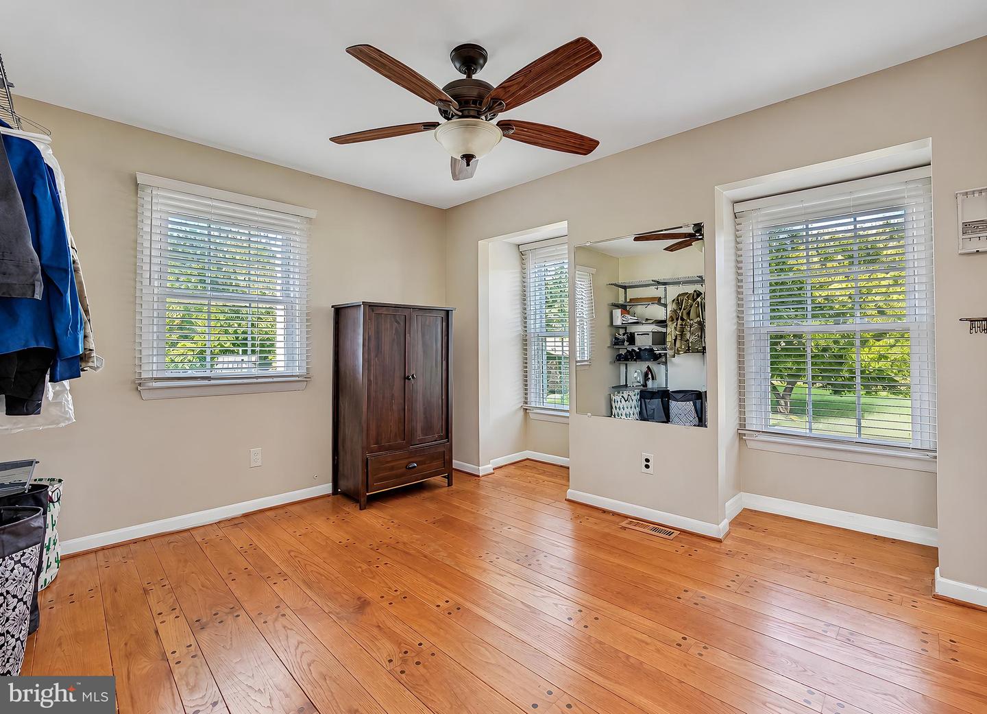 5935 River Rd Property Photo 56