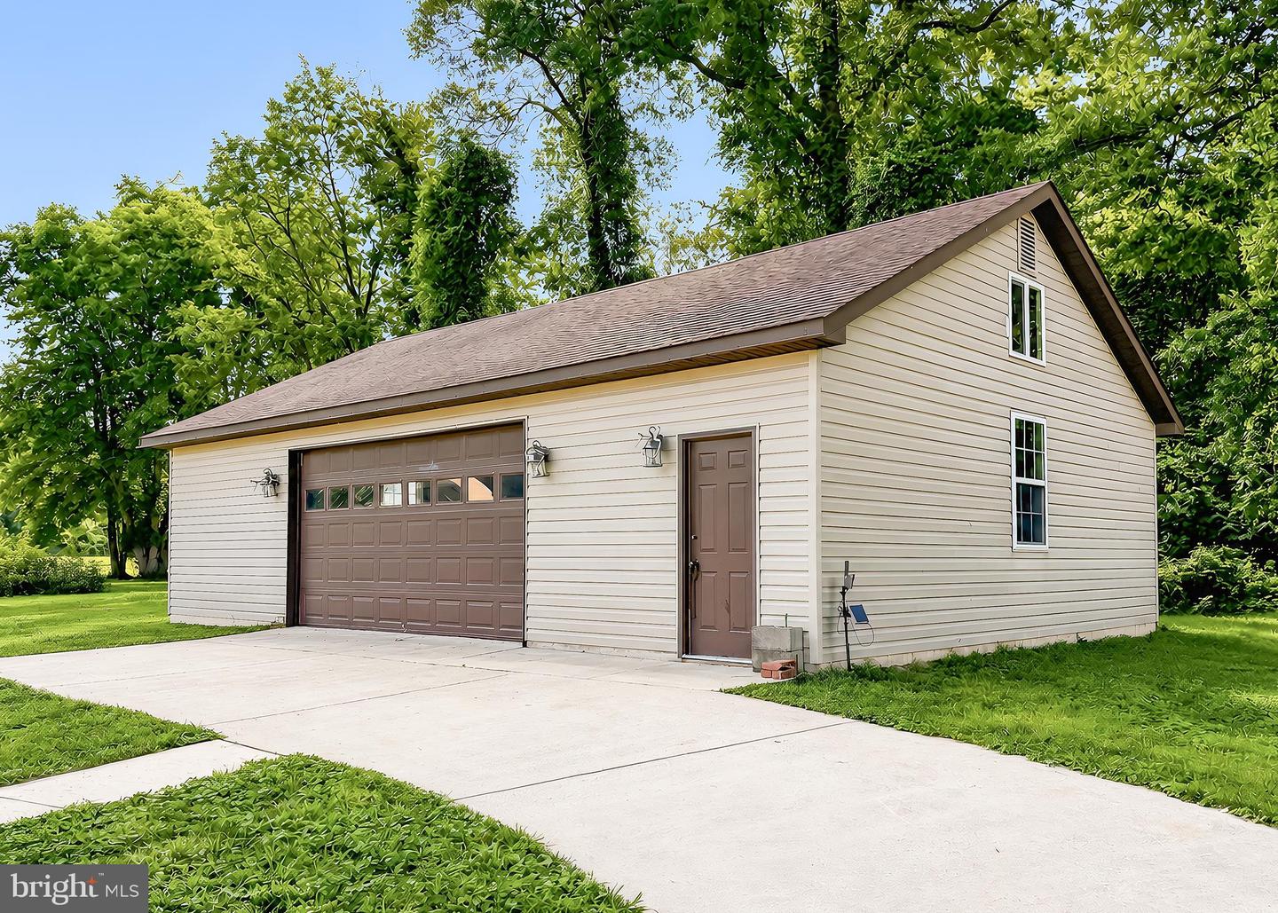 5935 River Rd Property Photo 84