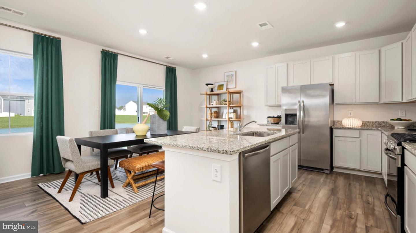 10559 Milky Way Property Photo 3