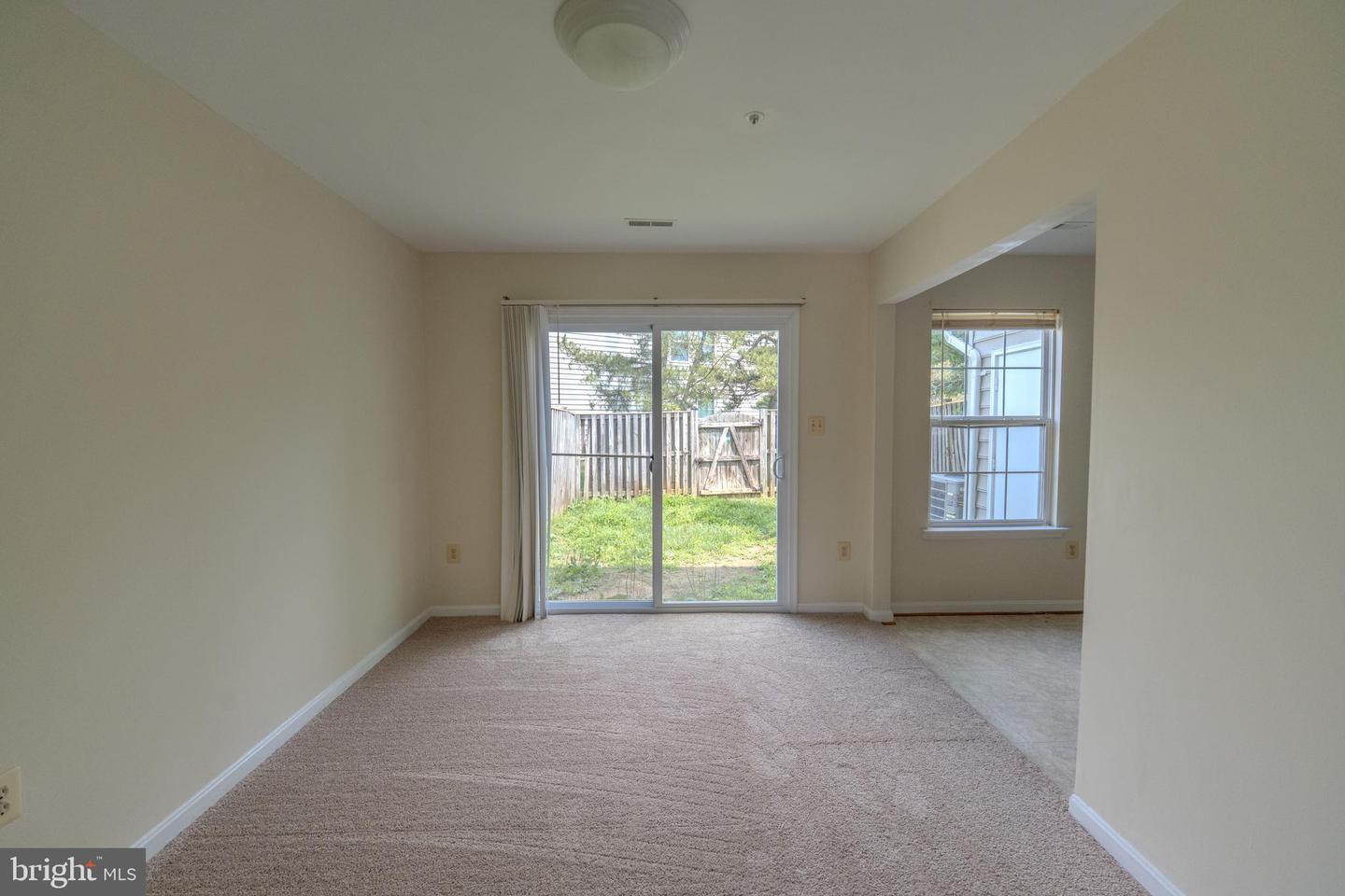 2607 Enterprise Pl Property Photo 8