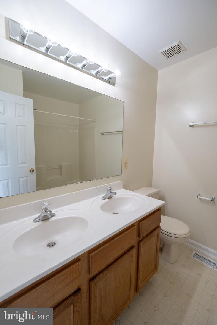2607 Enterprise Pl Property Photo 16
