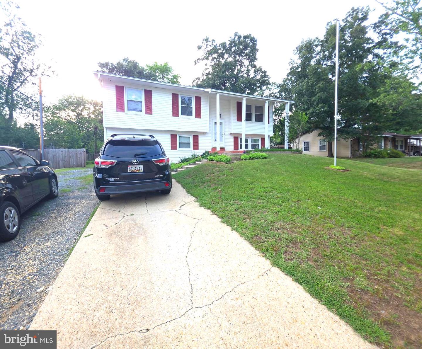 910 Mciver Dr Property Photo 6