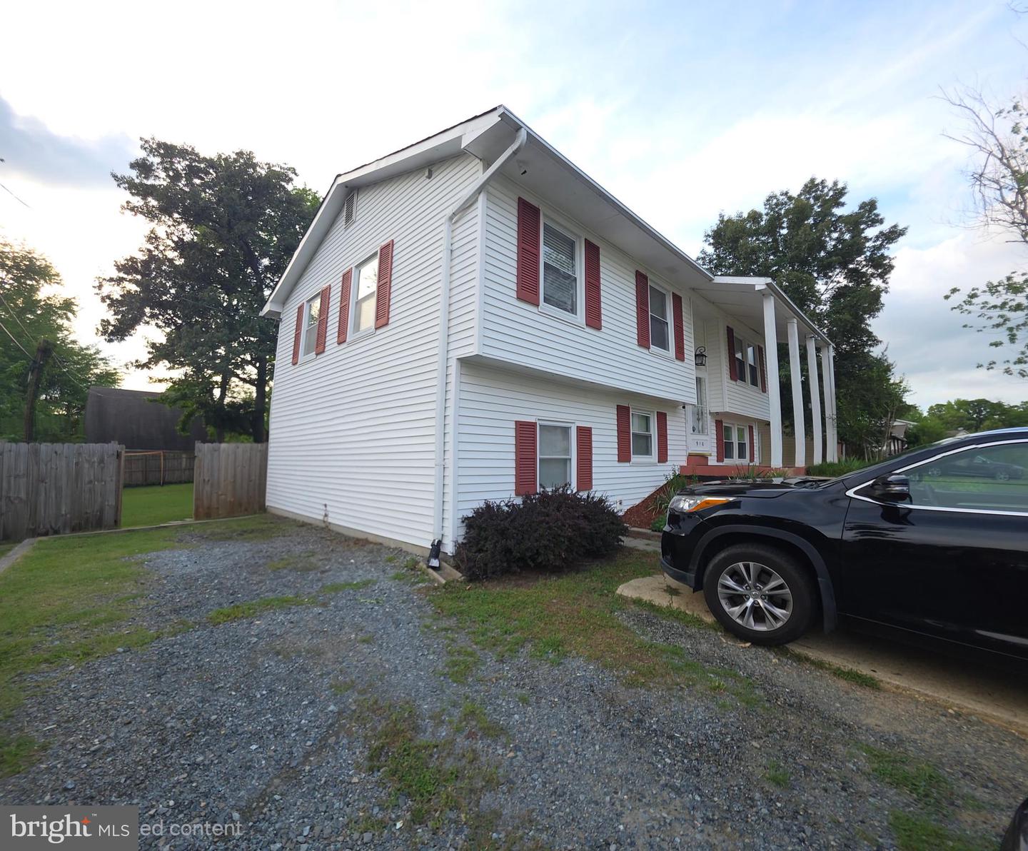 910 Mciver Dr Property Photo 8
