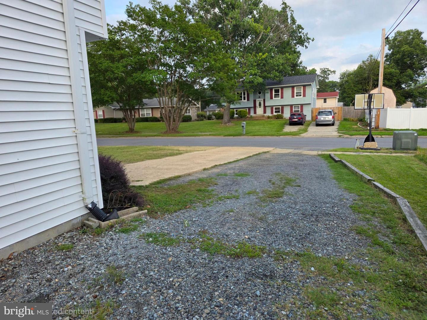 910 Mciver Dr Property Photo 16
