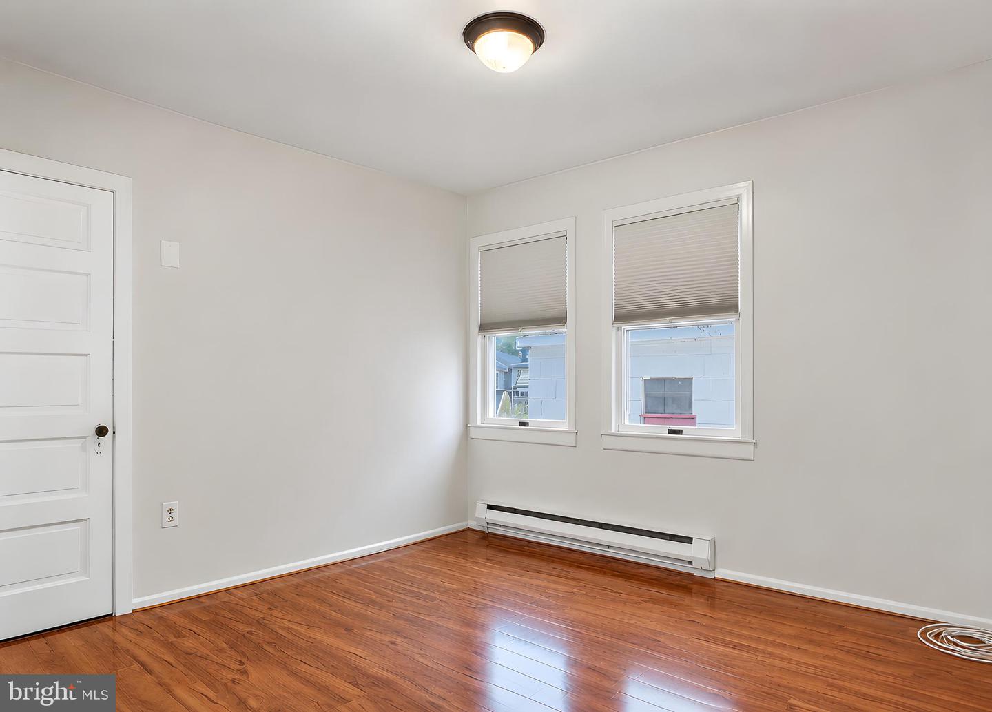 25 Elder Pl #25 Property Photo 8