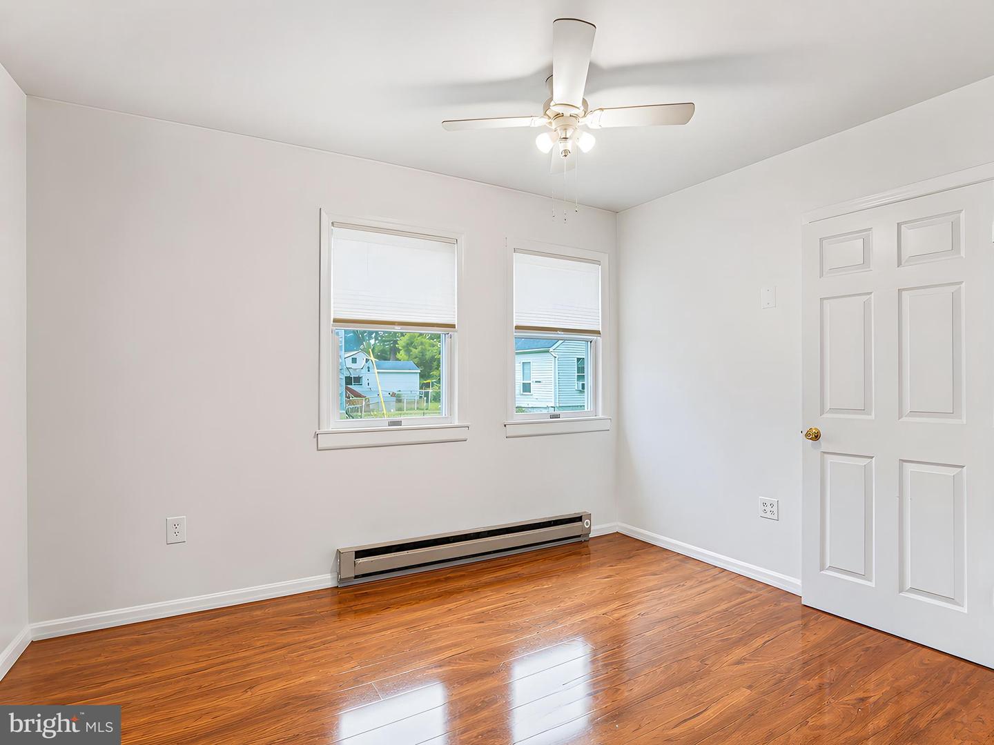 25 Elder Pl #25 Property Photo 10