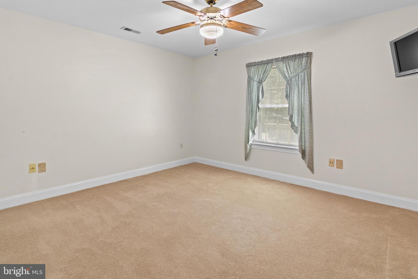 13745 Edelen Dr Property Photo 54