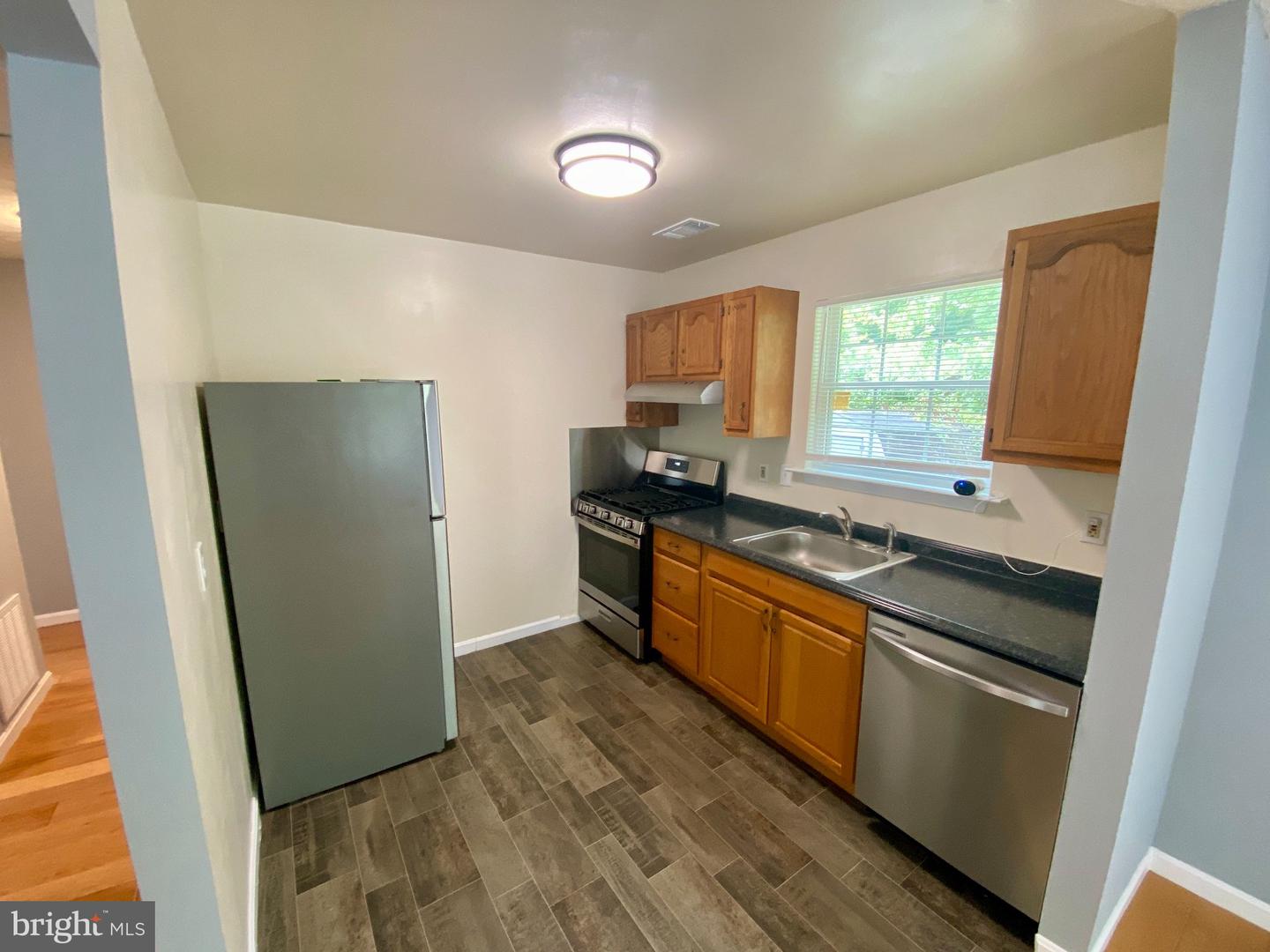 3501 Crake Ct Property Photo 6