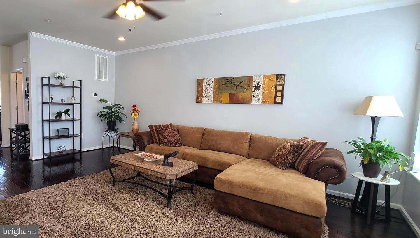 11121 Southport Pl Property Photo 25