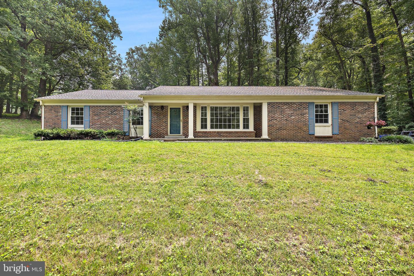 6250 Sleepy Hollow Rd Property Photo 1