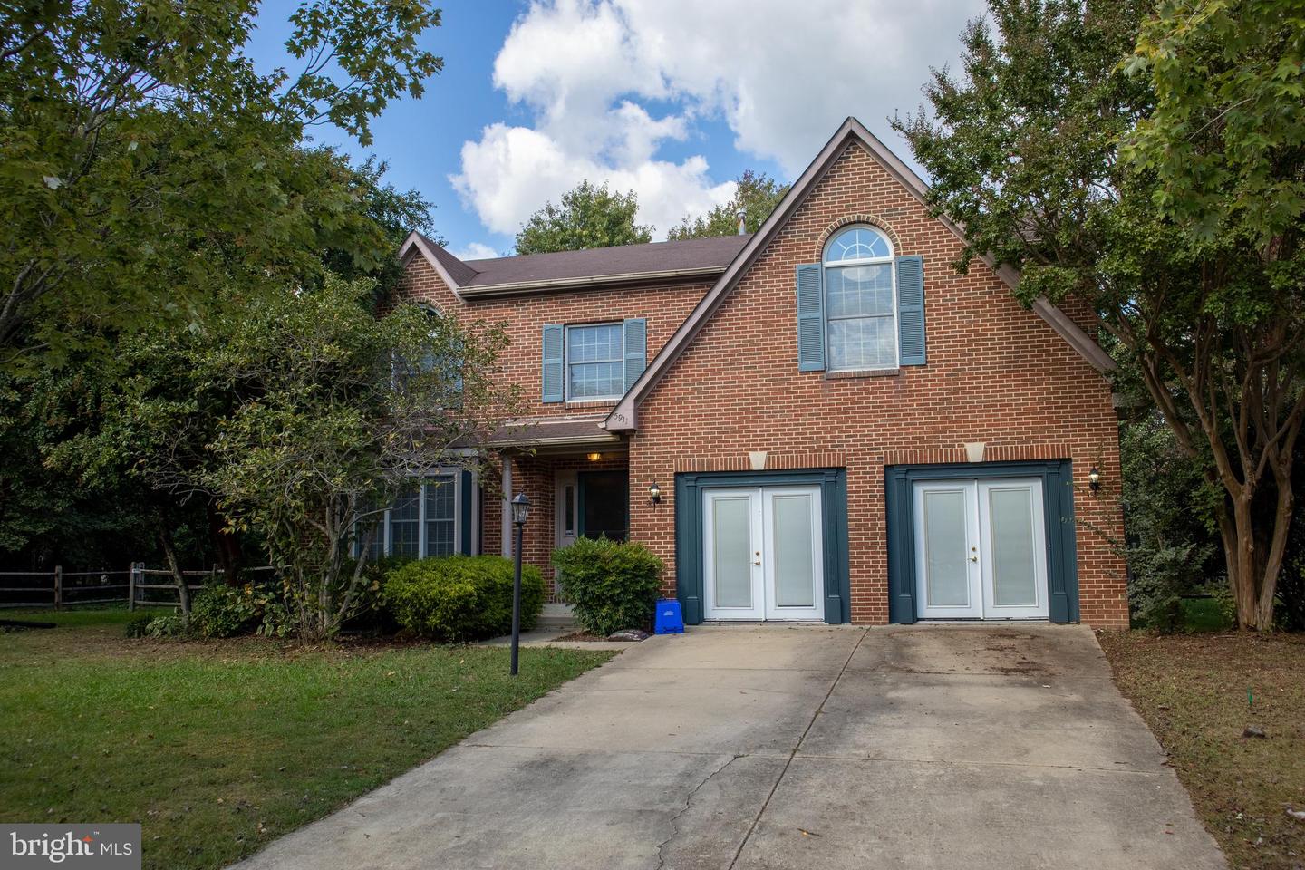 5911 Herring Ct Property Photo 1