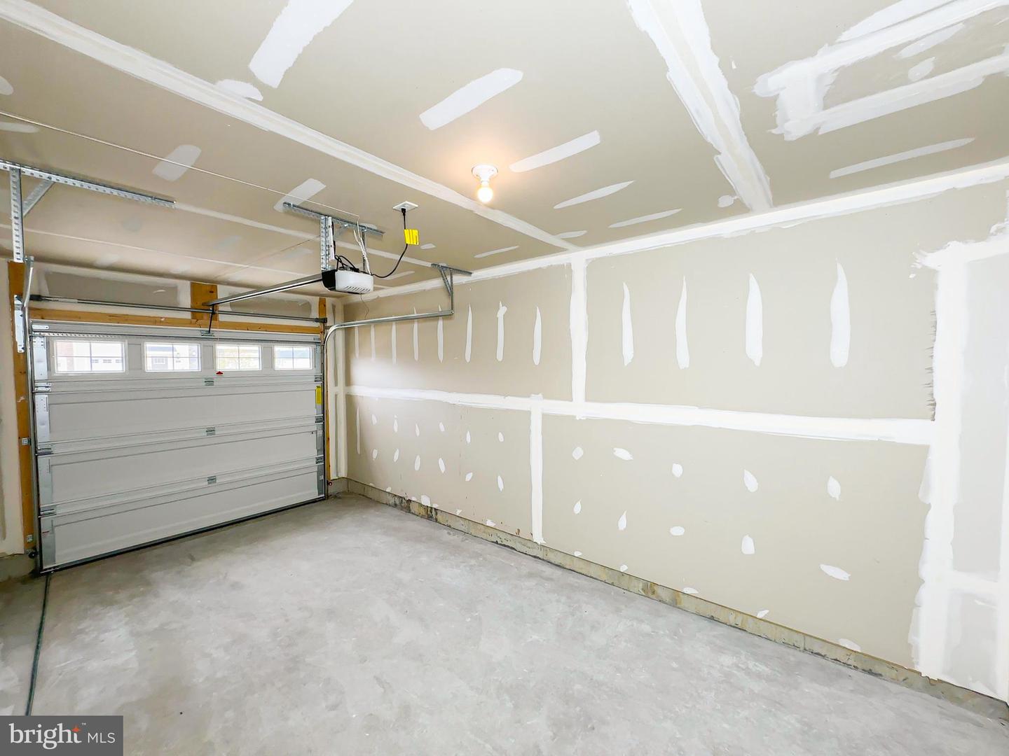 5550 Marksburg Pl Property Photo 7