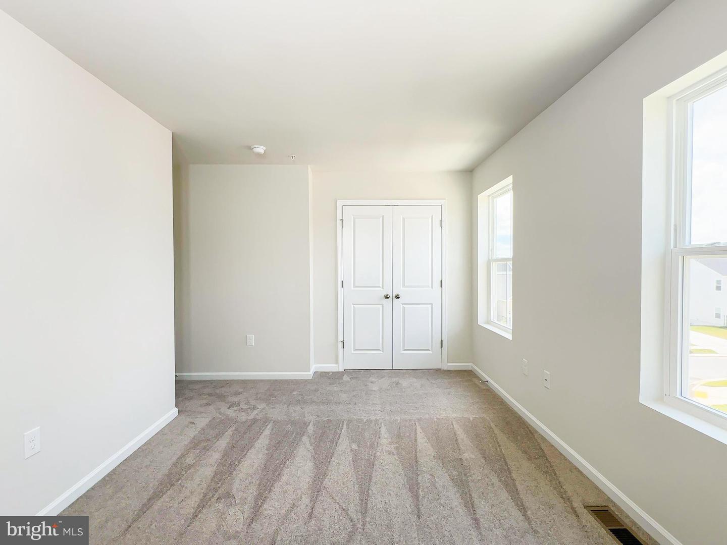 5550 Marksburg Pl Property Photo 8