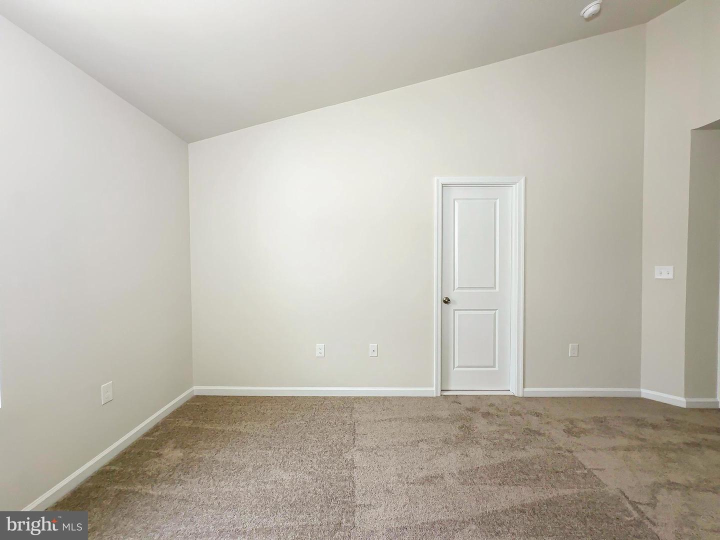 5550 Marksburg Pl Property Photo 15