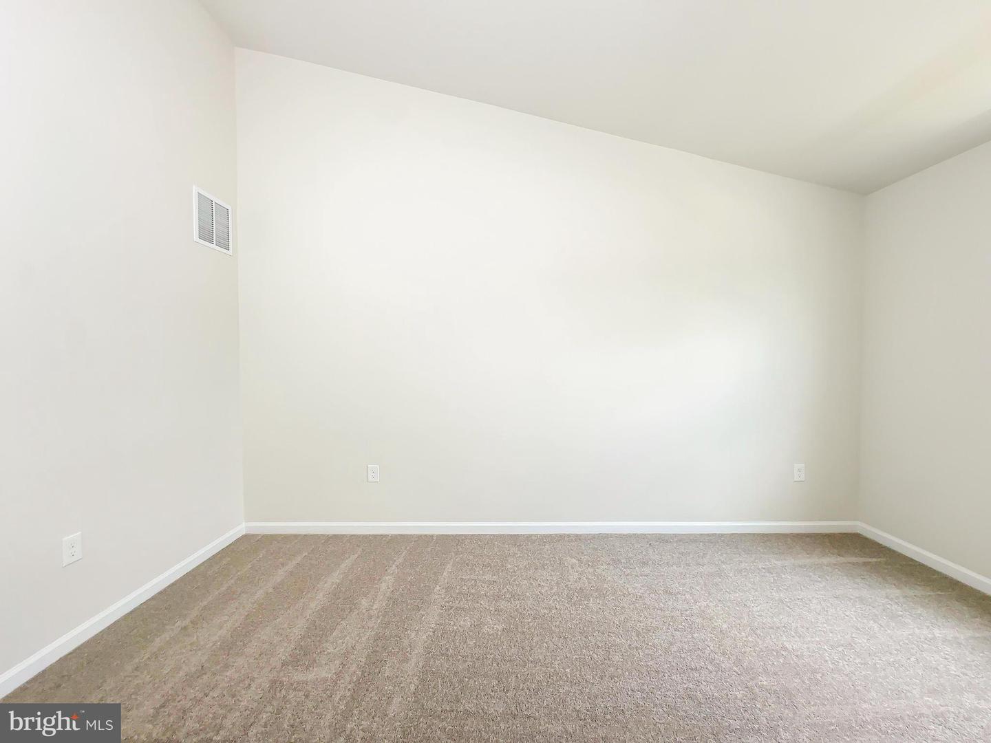 5550 Marksburg Pl Property Photo 16