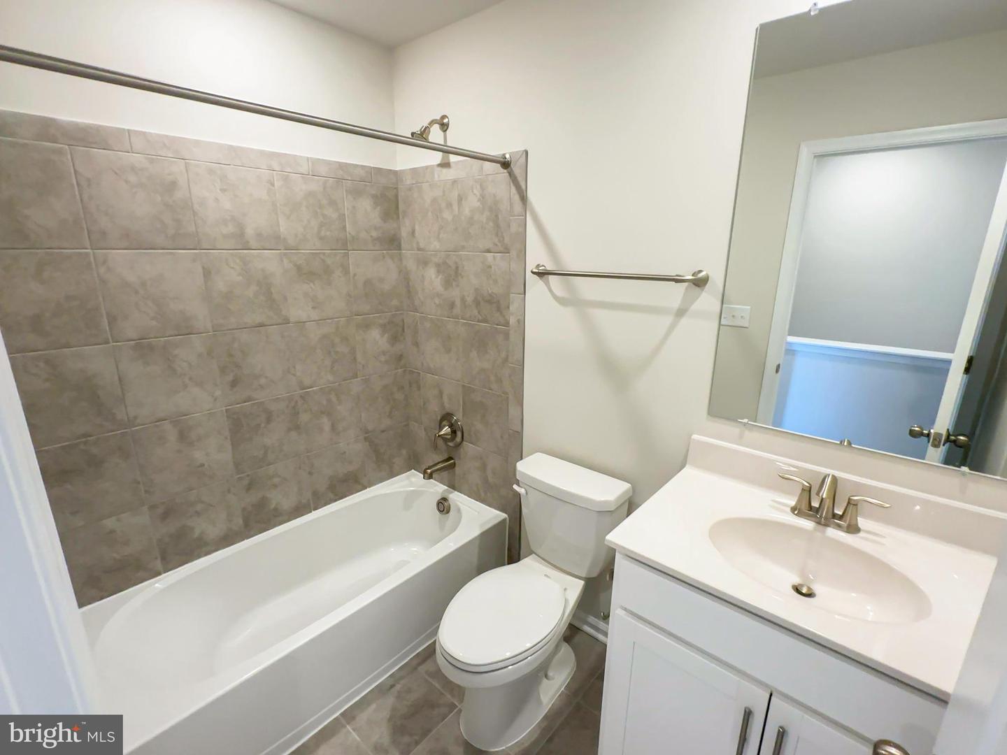 5550 Marksburg Pl Property Photo 19