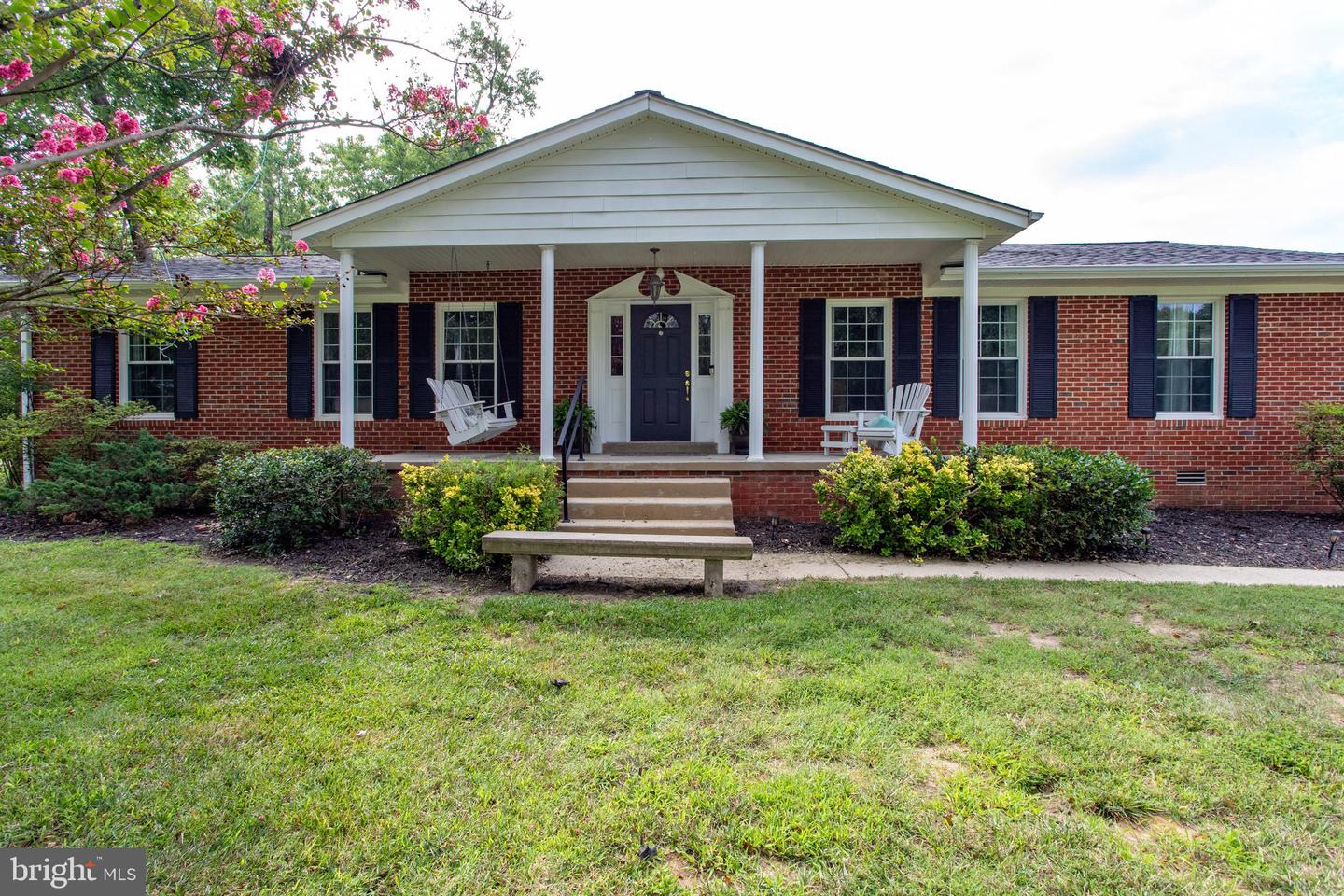 7349 Mary Dr Property Photo 1