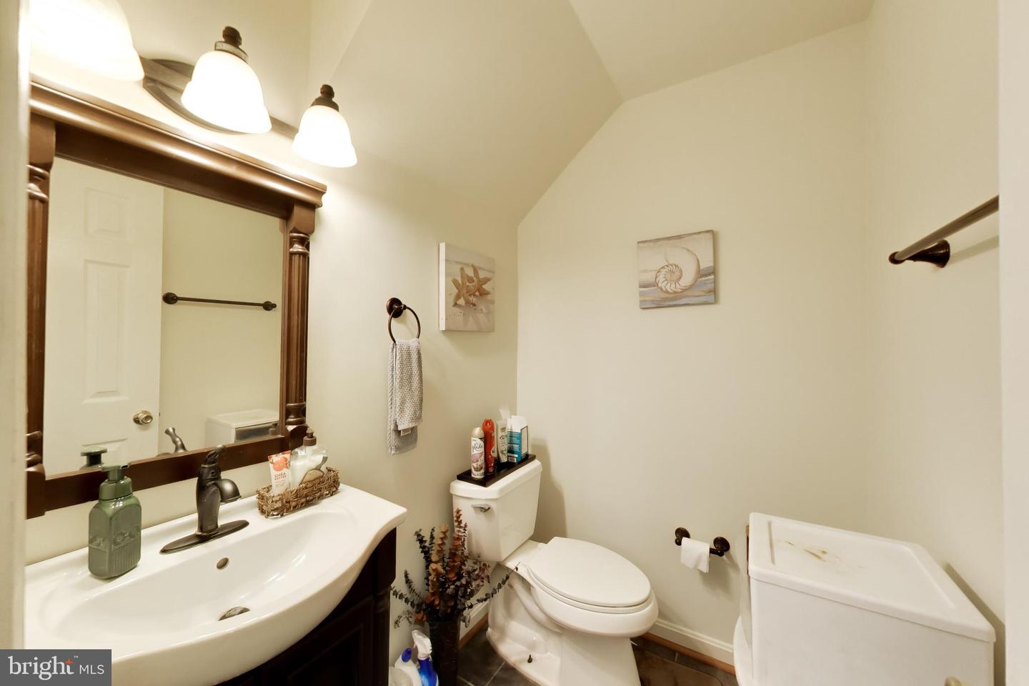 2357 Hazelwood Ct Property Photo 15