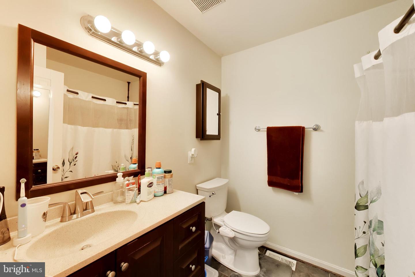 2357 Hazelwood Ct Property Photo 19