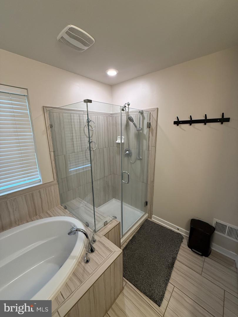 9831 Rhine Ct Property Photo 40