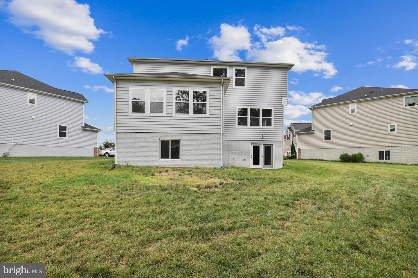 9831 Rhine Ct Property Photo 42