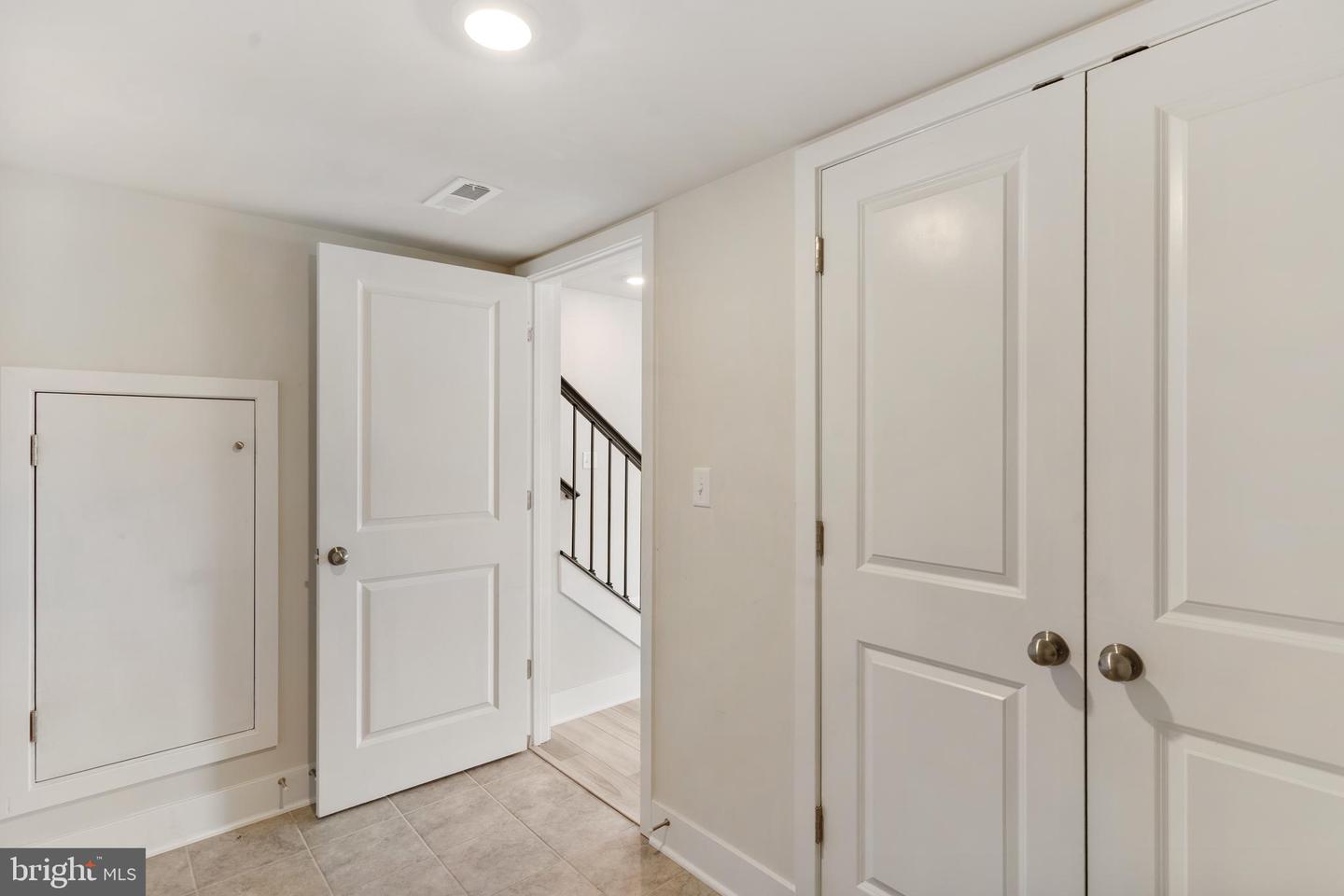 4133 Skipton Pl Property Photo 11