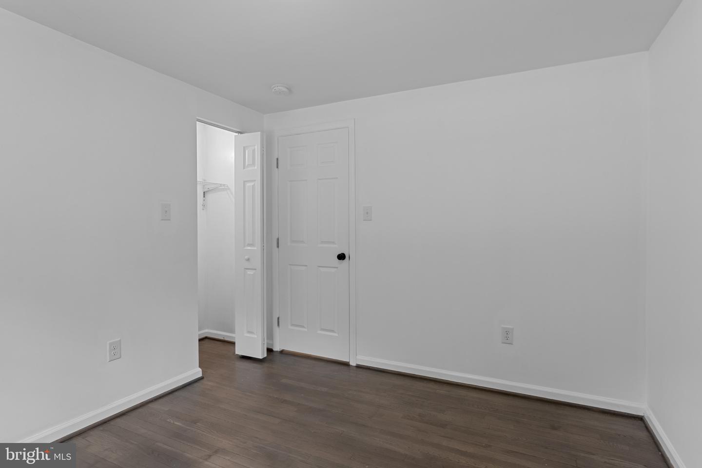 4215 Piper Ln Property Photo 17