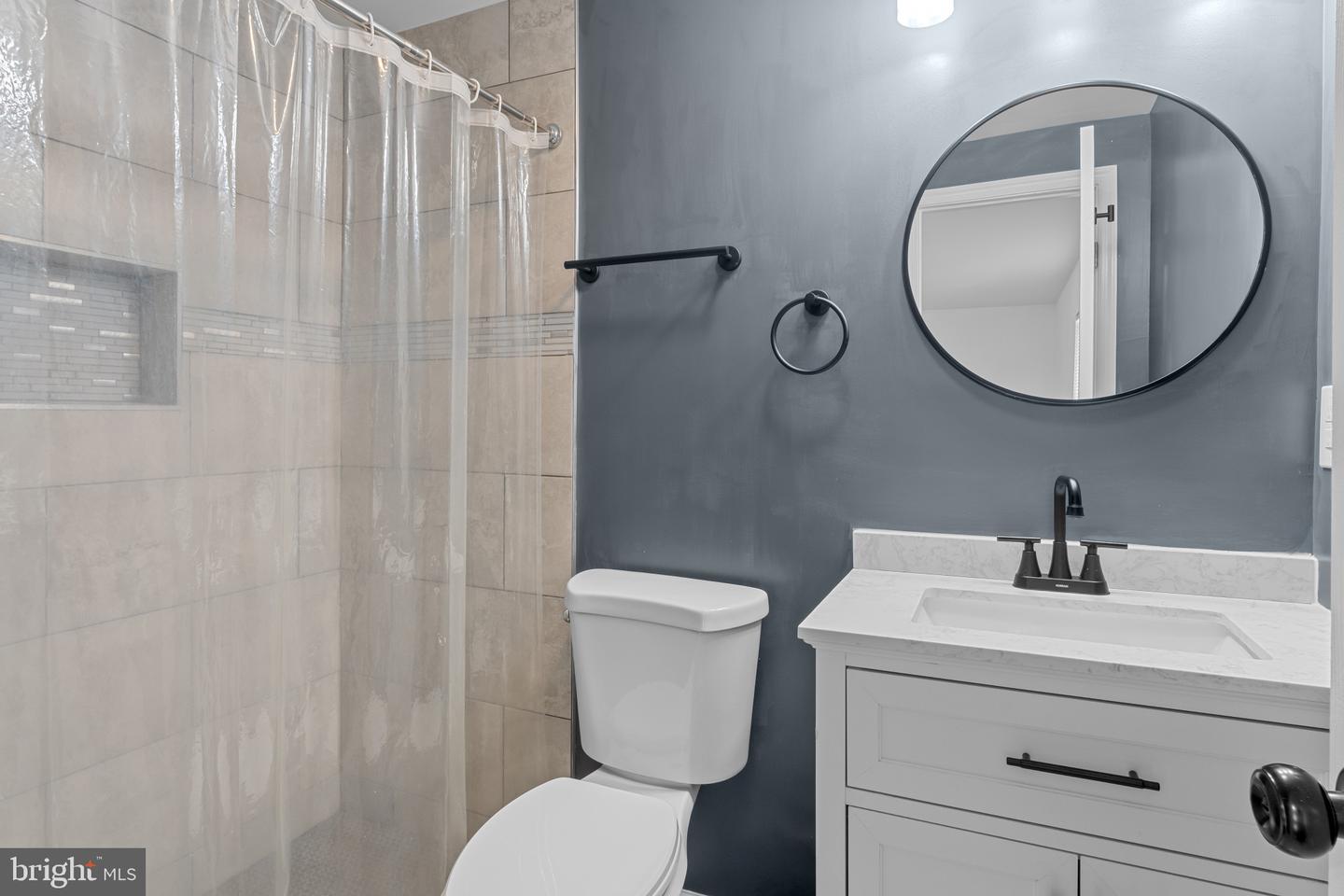 4215 Piper Ln Property Photo 21