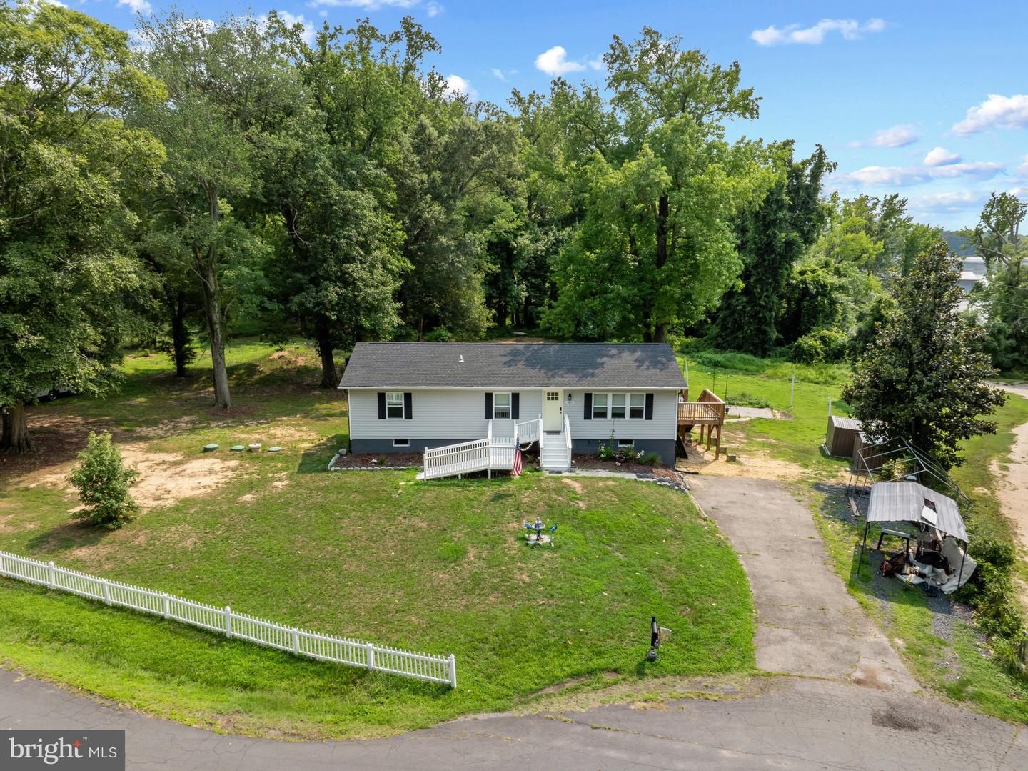4215 Piper Ln Property Photo 35