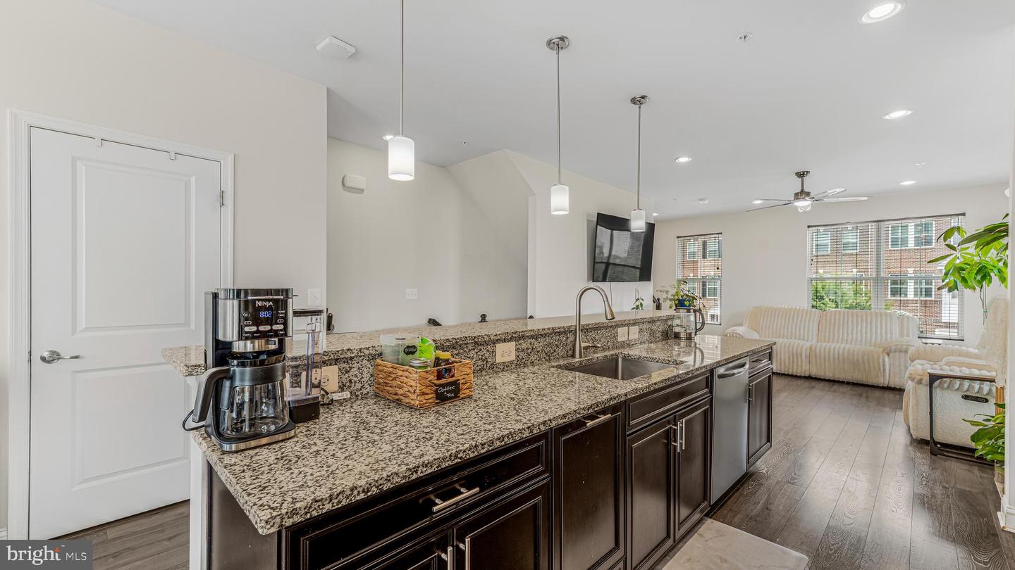 5524 Wordsworth Pl Property Photo 16