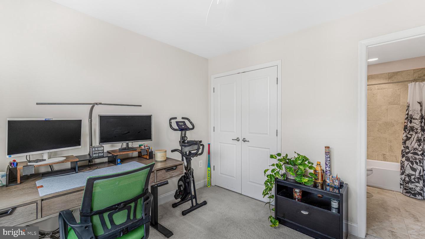 5524 Wordsworth Pl Property Photo 28