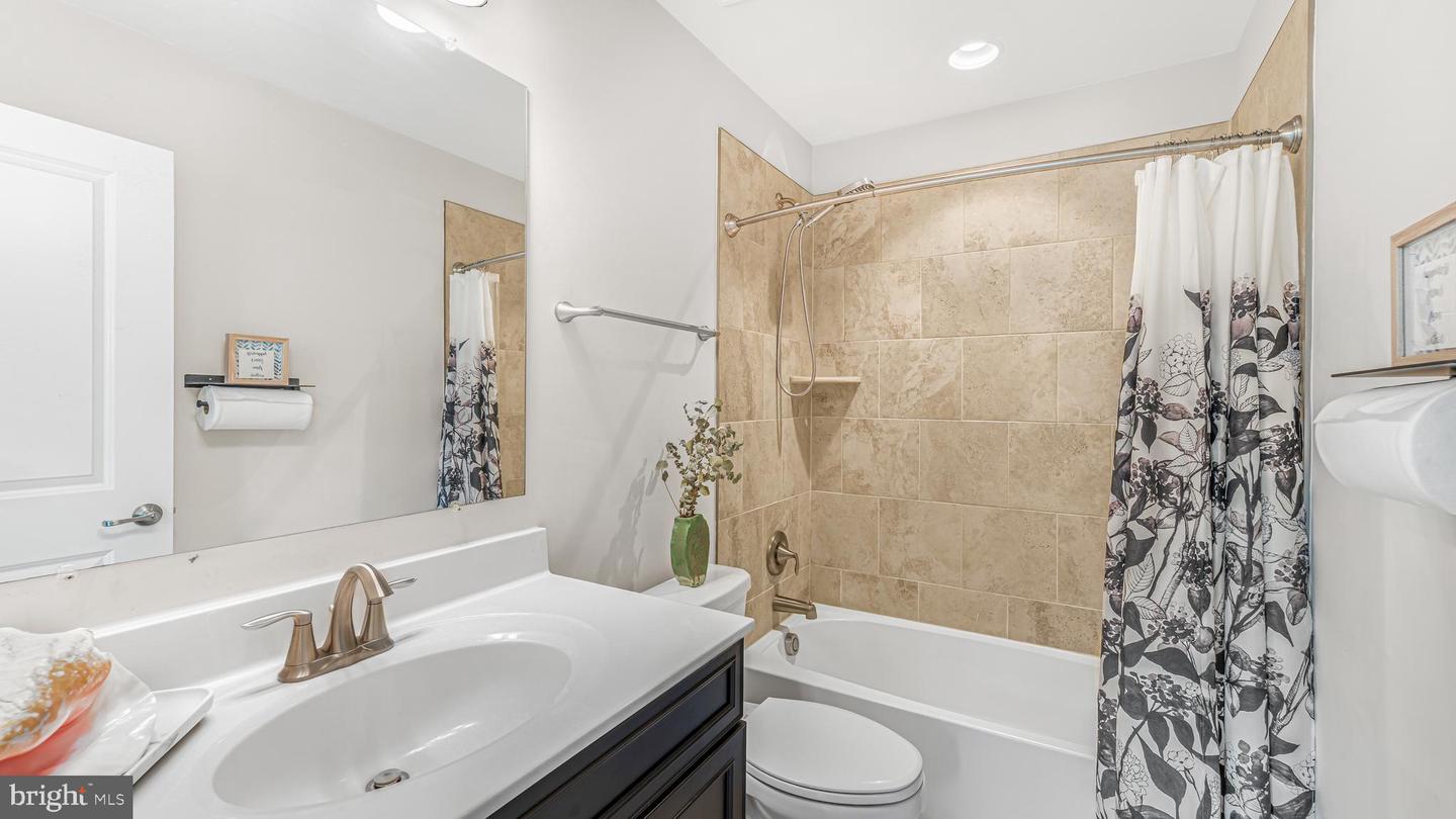 5524 Wordsworth Pl Property Photo 36