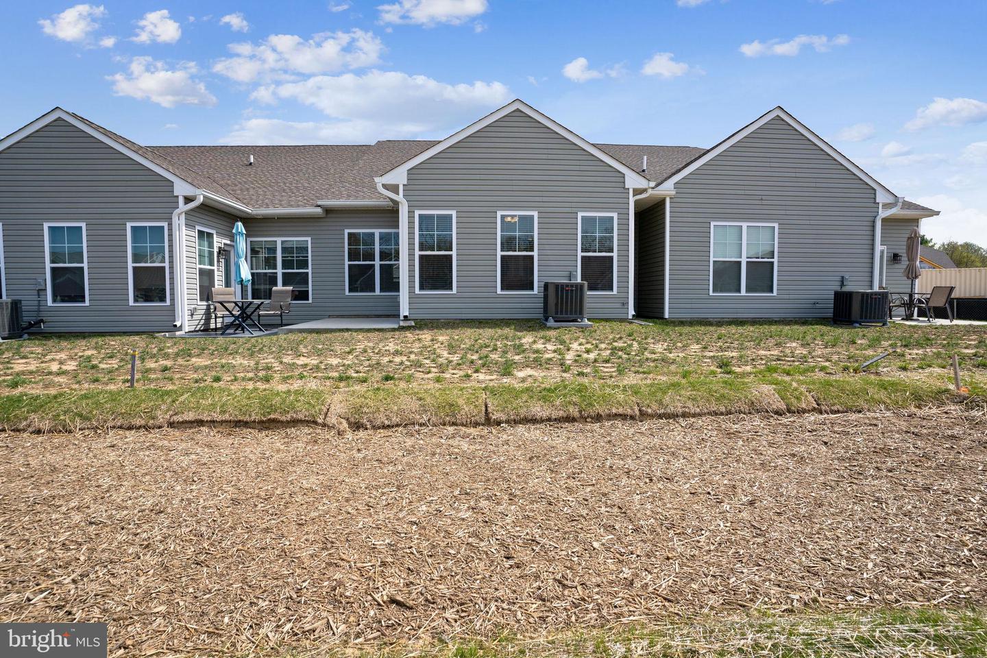100 Camden Cir Property Photo 12