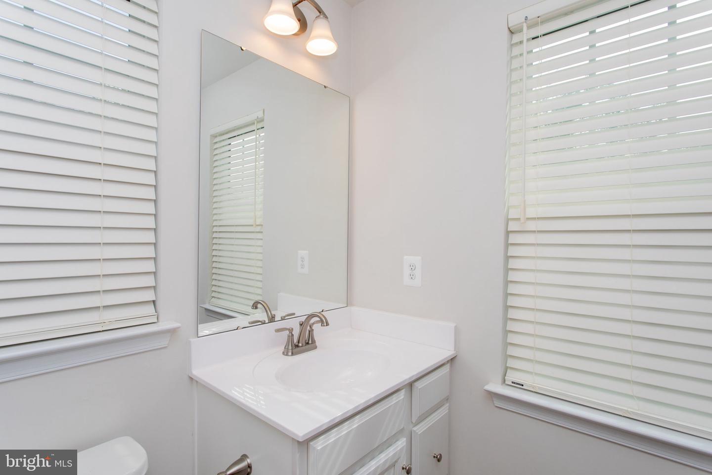 99 Caswell Dr Property Photo 32