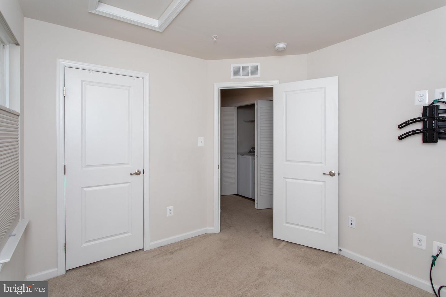 99 Caswell Dr Property Photo 39