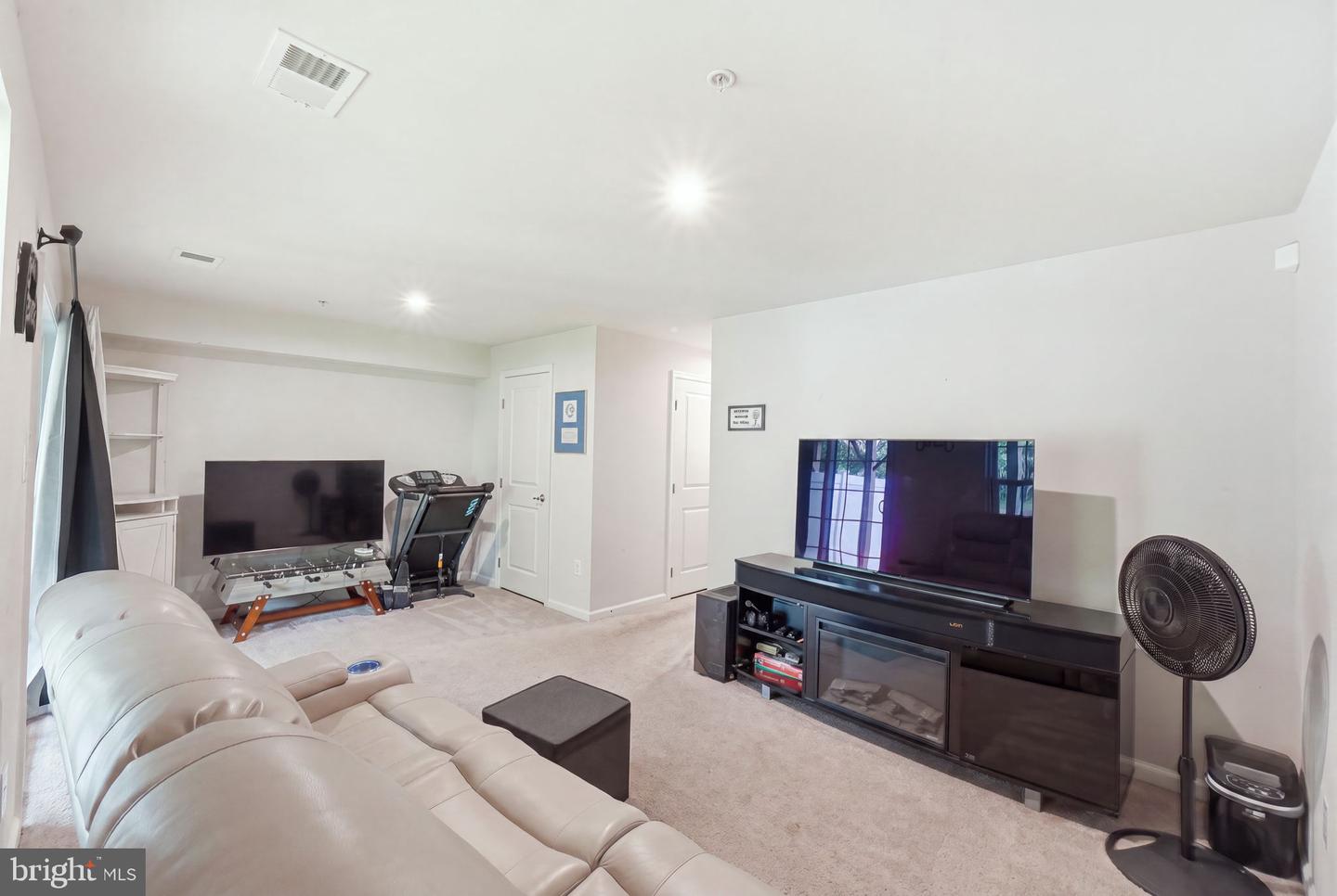 202 Chickaloon Pl Property Photo 5