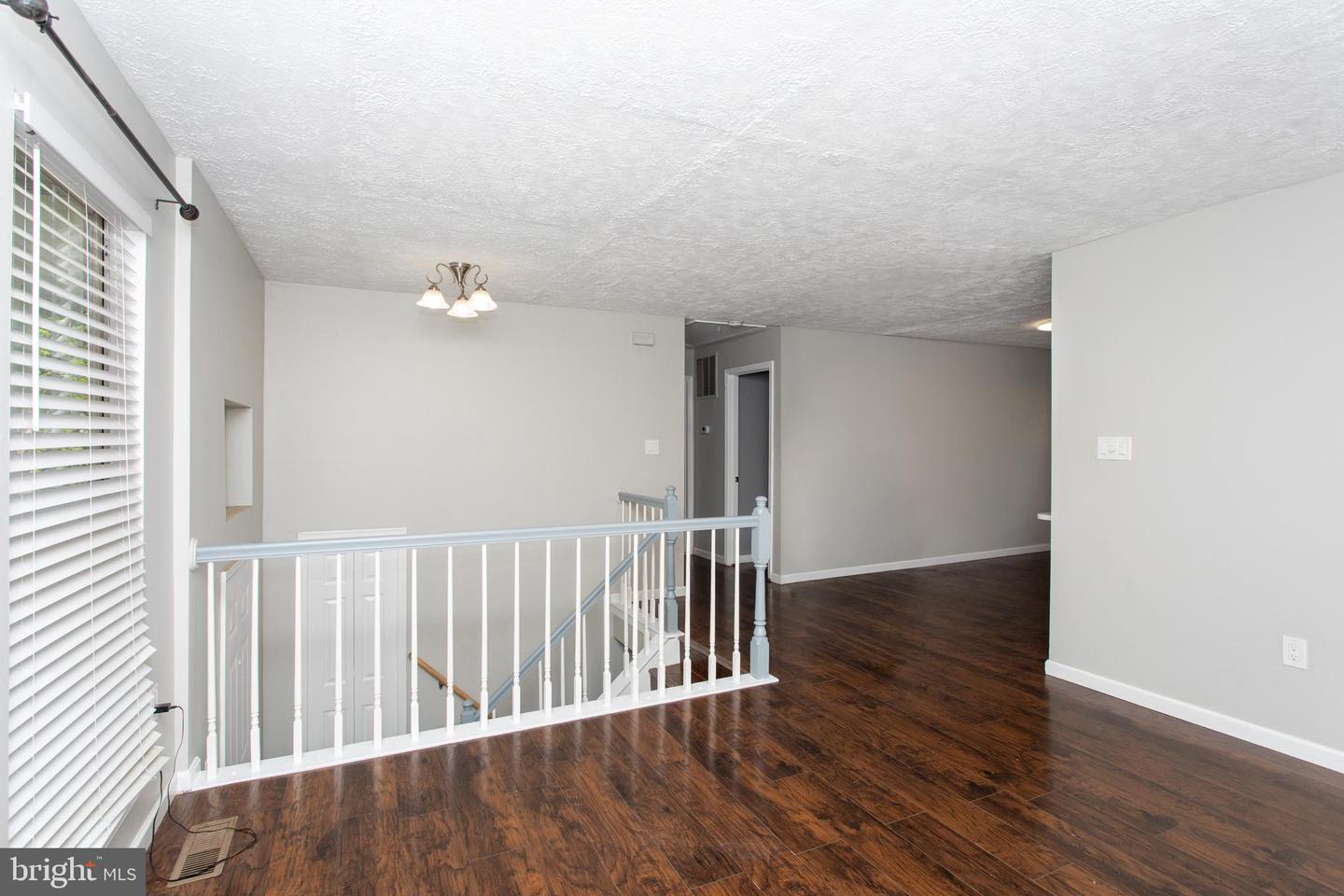 6428 Bear Ct Property Photo 7