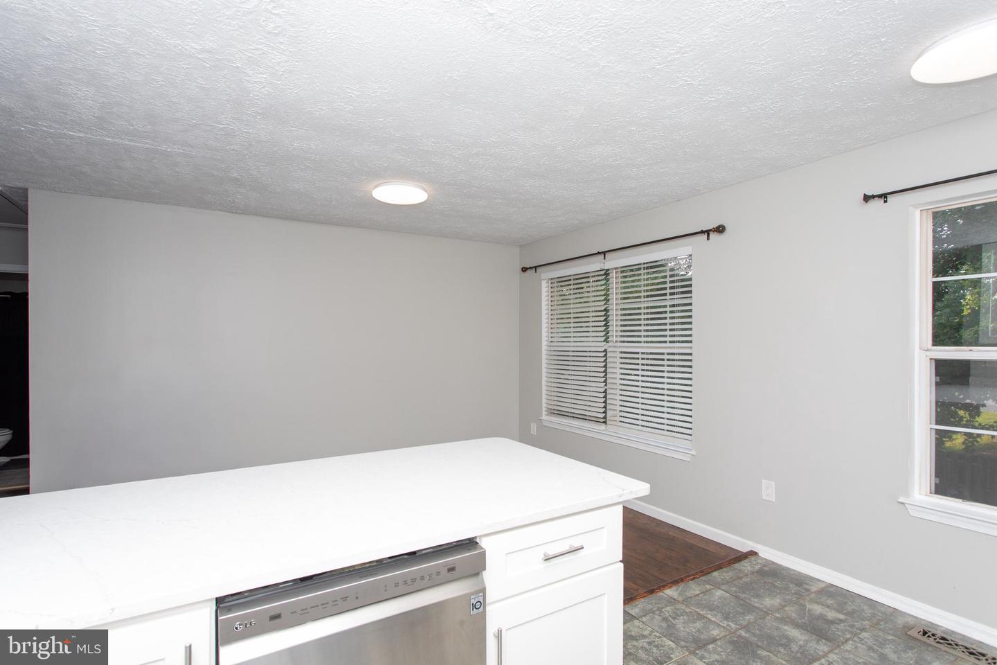 6428 Bear Ct Property Photo 14